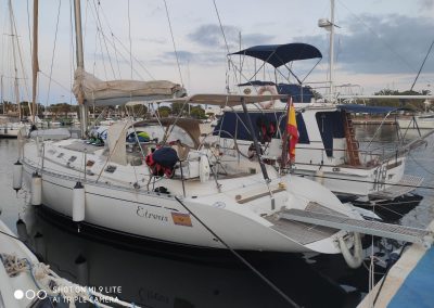 DUFOUR YACHTS 45 completo