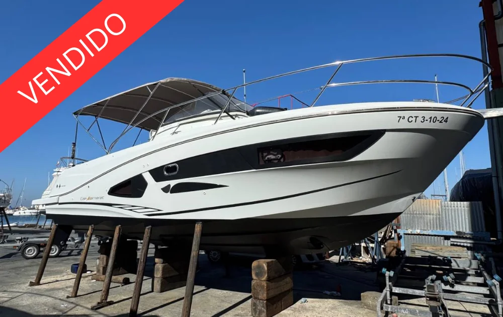 Jeanneau Cap Camarat 10.5 (vendido)