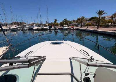 Crownline 270 CR exterior